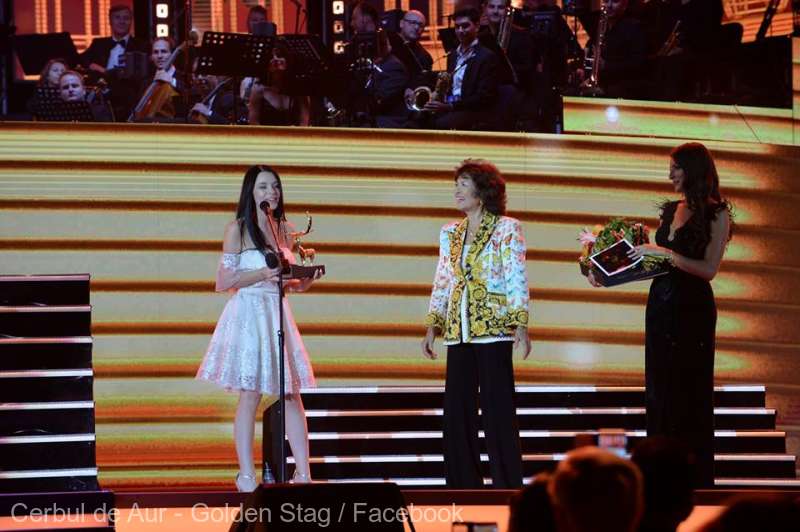 Cerbul De Aur 2018 CastigÄtorul Festivalului Inis Neziri Din Albania