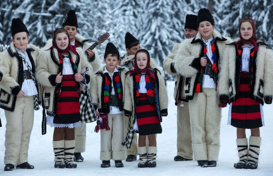 Povestea Crăciunului. Cele mai frumoase tradiţii şi obiceiuri de Crăciun  din România. Ce se face în Ajun