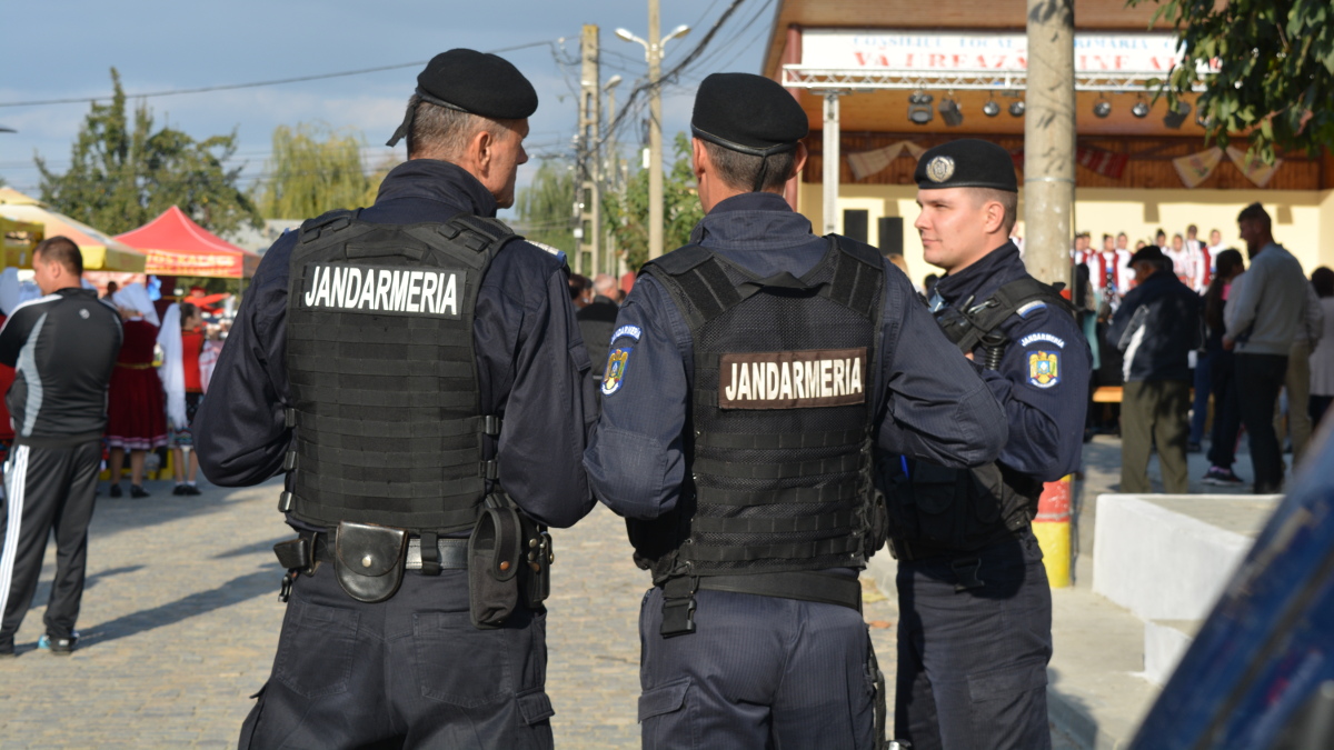 Băiatul de 5 ani, din Sibiu, dat dispărut după ce a plecat de lângă tatăl său, este căutat în continuare de sute de persoane