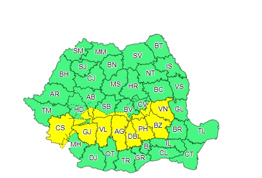 Alertă meteo COD GALBEN. Ninsori abundente și viscol în 14 judeţe până vineri