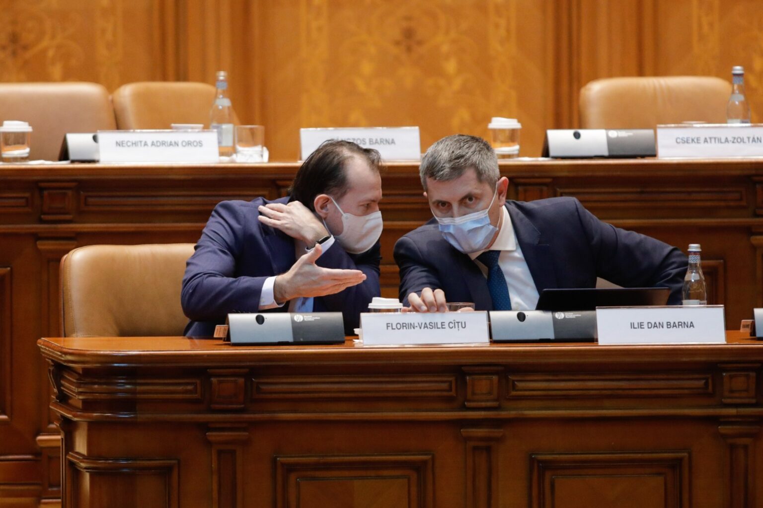 Florin Cîţu, supărat că Dan Barna
