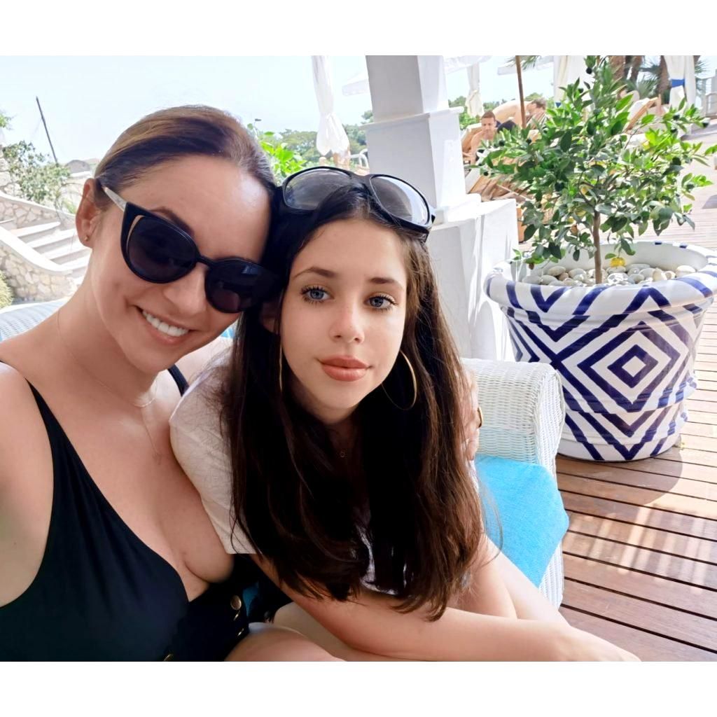 Violeta, fiica Andreei Marin