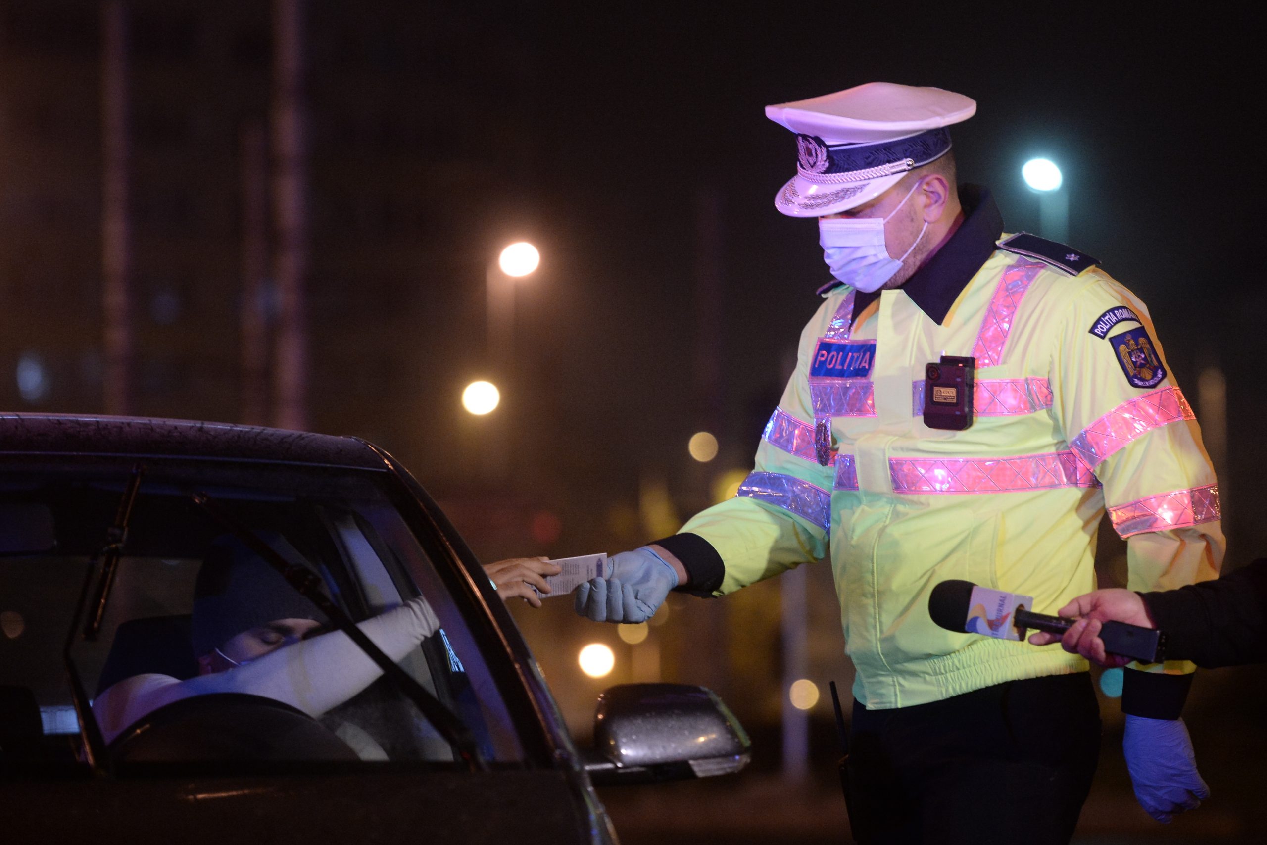 Carantină De Vineri Seară Declaraţii Pe Propria Răspundere Pentru Cine Iese Din Casă După Ora 20 In Weekend