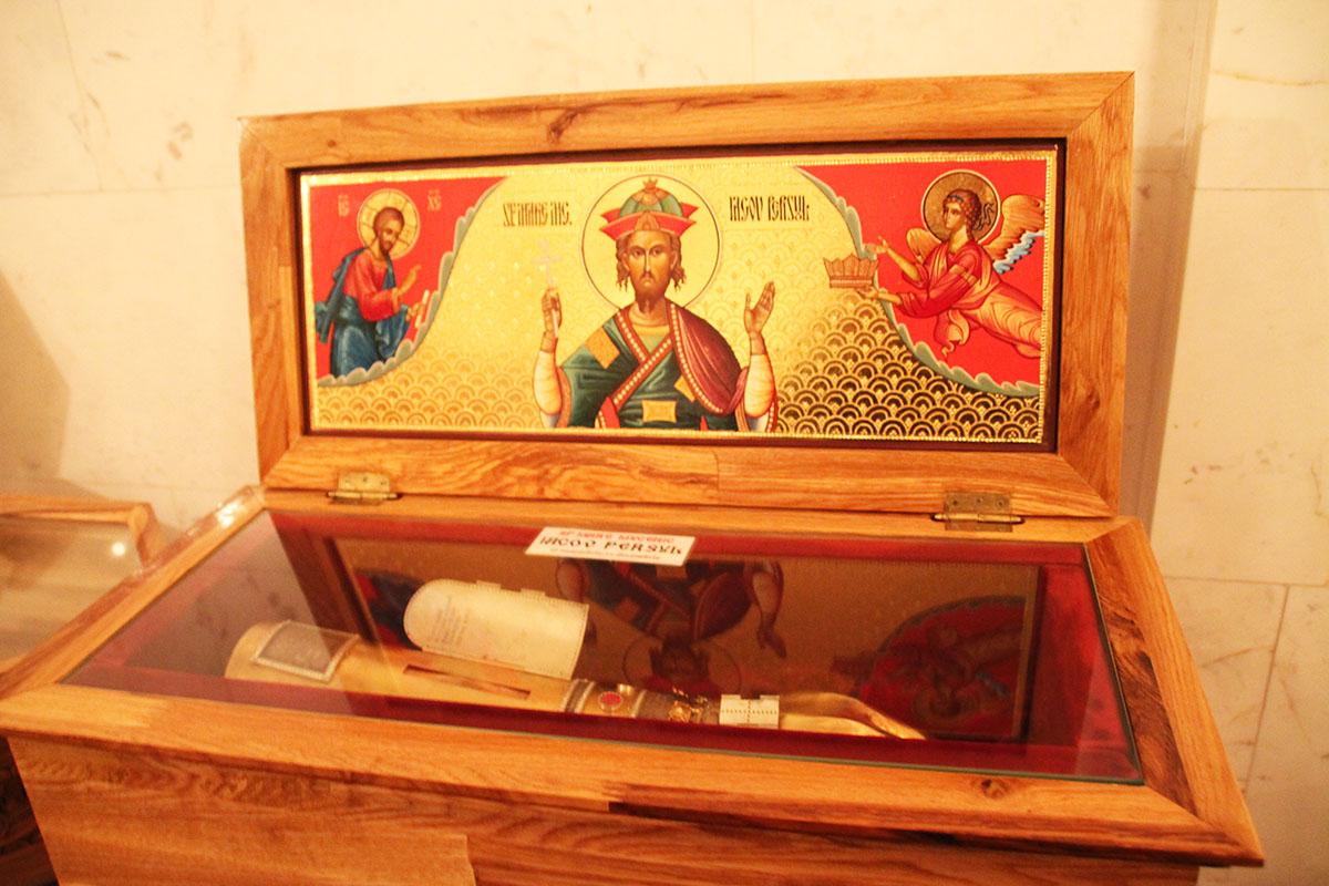 Calendar ortodox 27 noiembrie 2025. Evită bolnavii şi cerşetorii. Dacă faci azi curat în toată casa, scapi de necazuri! Ce sfânt este sărbătorit joi