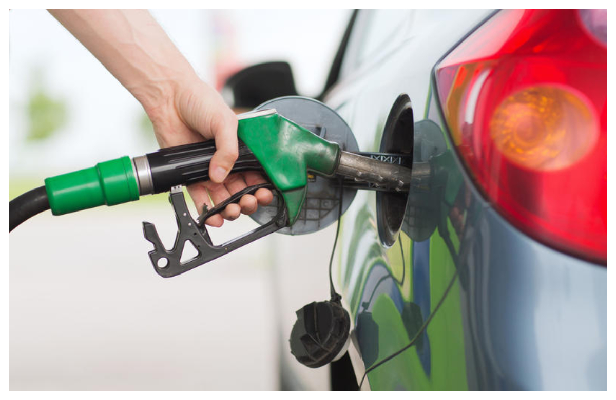 Controale ANPC în benzinării, după scumpirile în lanţ ale carburanţilor. Cât costă azi motorina şi benzina în Capitală, Iași, Cluj-Napoca, Timișoara și Constanța