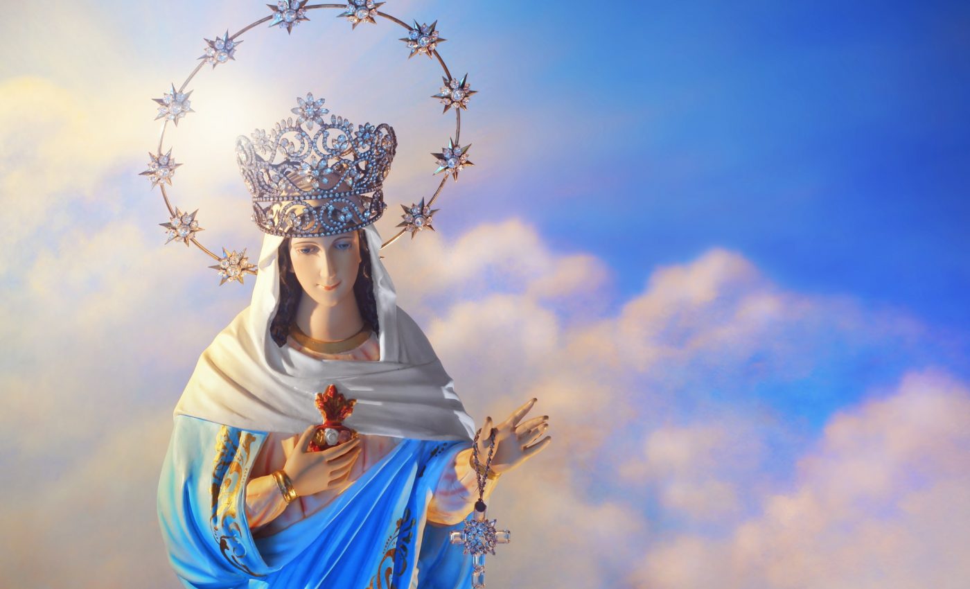 Fecioara Maria, zodiile binecuvântate. Mesaajul săptămânii:”Închide telefonul, computerul şi bucură-te de răsărit, de apus, de natura, de viaţă”