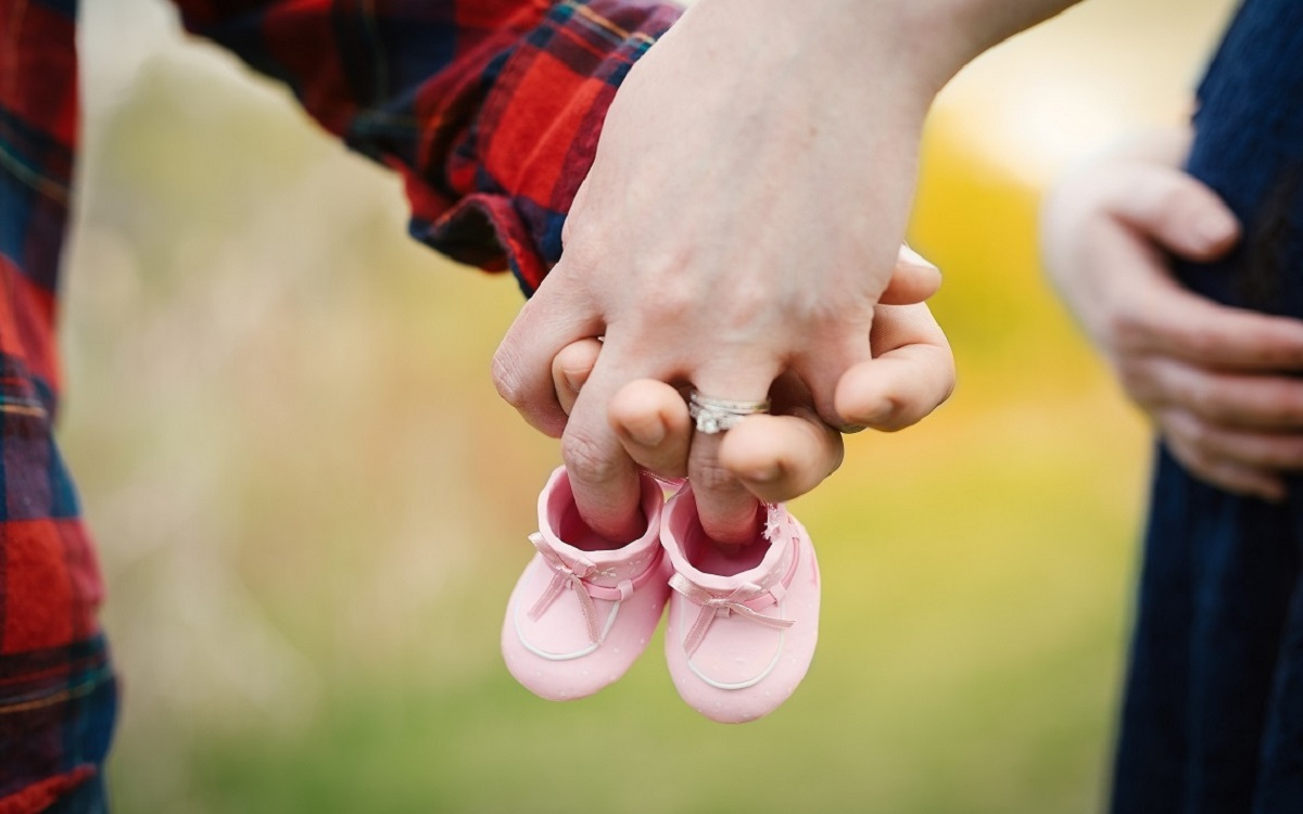 Încep înscrierile în programul FIV 2025. Statul oferă sprijin financiar de 15.000 de lei cuplurilor sau persoanelor singure care doresc fertilizare in vitro. Procedură şi documente