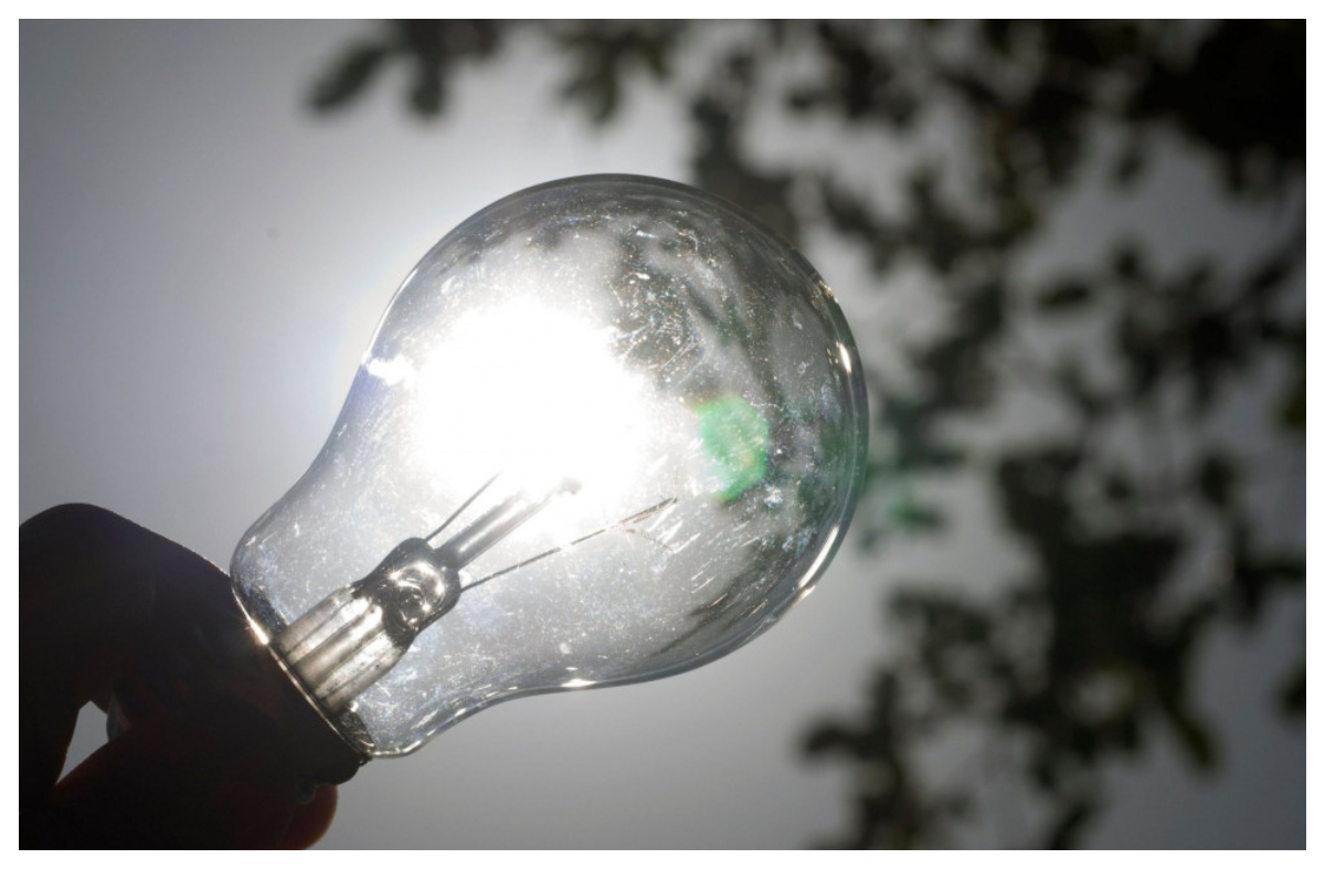 Blackout din cauza temperaturilor extreme. Doar generatoarele au mai funcţionat