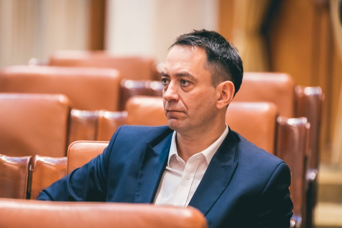 Botond Csoma: UDMR nu exclude să-l susțină pe Grindeanu la formarea unui nou guvern. Domnul Siegfried Mureșan a dispărut din viaţa publică, nici măcar nu a avut o tentativă de a forma o majoritate