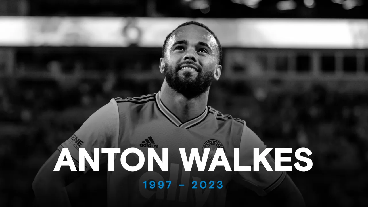 Anton Walkes a murit