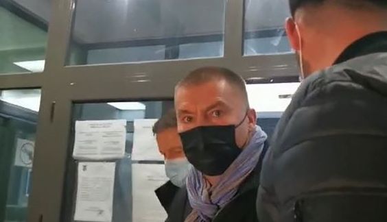 Medic chirurg cardiolog, cu salariul de 7.000 de euro pe lună, condamnat pentru că a luat șpagă de la pacienți