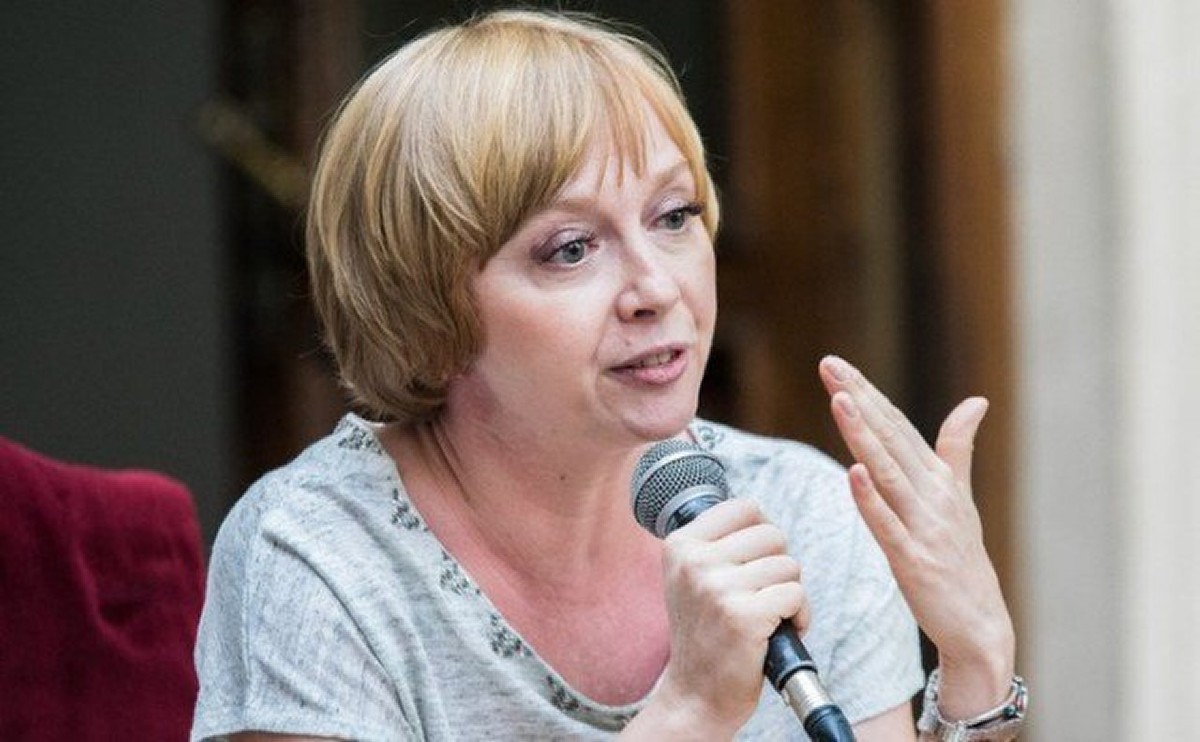 EXCLUSIV Avem documentele demascării autointitulatei impostoare Emilia Șercan, cea care se pretinde un model de bune practici. Cum a încercat să-și ascundă plagiatul, probele România TV o spulberă