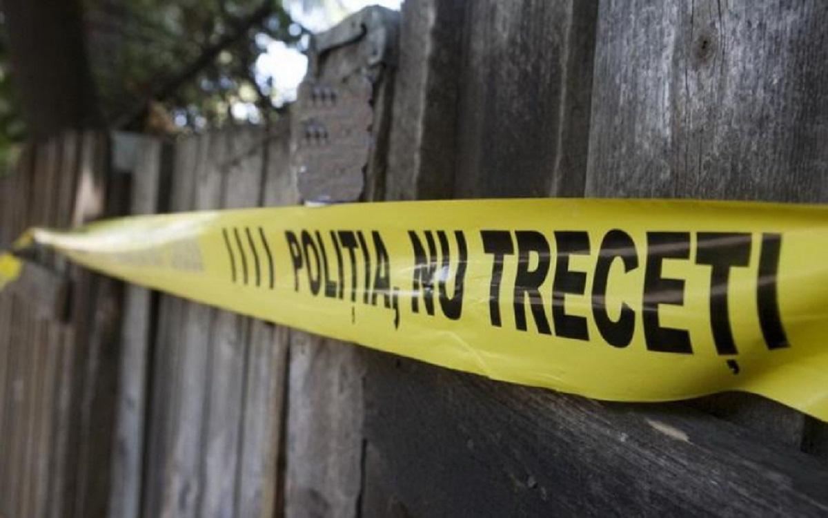 Momente de groază la câțiva kilometri de Iași! Un bărbat și-a înjunghiat partenera și apoi s-a sinucis. „Ajutor, ajutați-mă!” a răsunat în toată localitatea