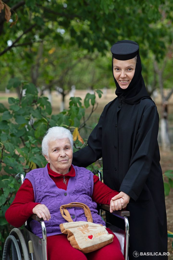 Povestea de viață tulburătoare a bunicii Lucica