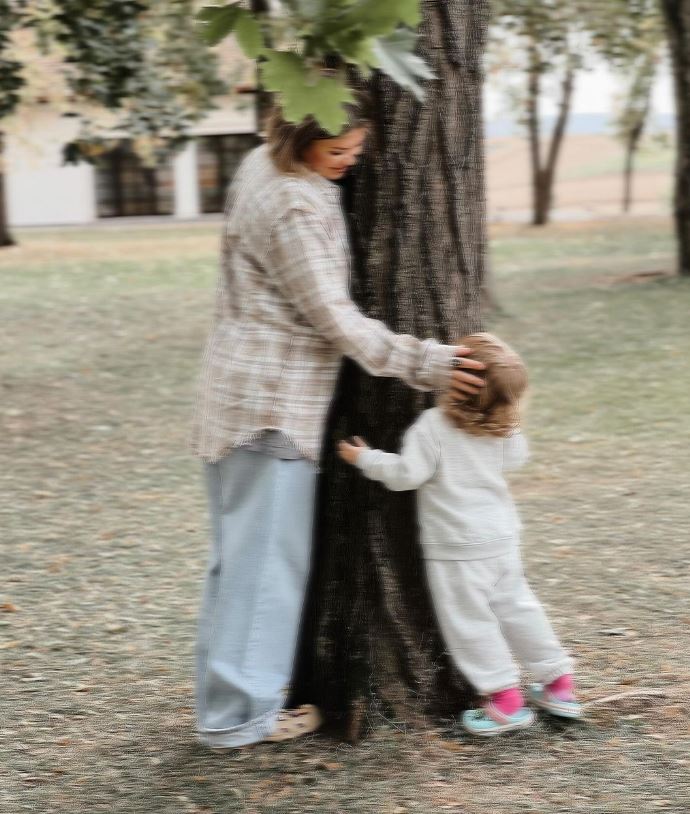 Cât de mare a crescut fiica Ginei Pistol și a lui Smiley. Josephine este mândria celor două vedete