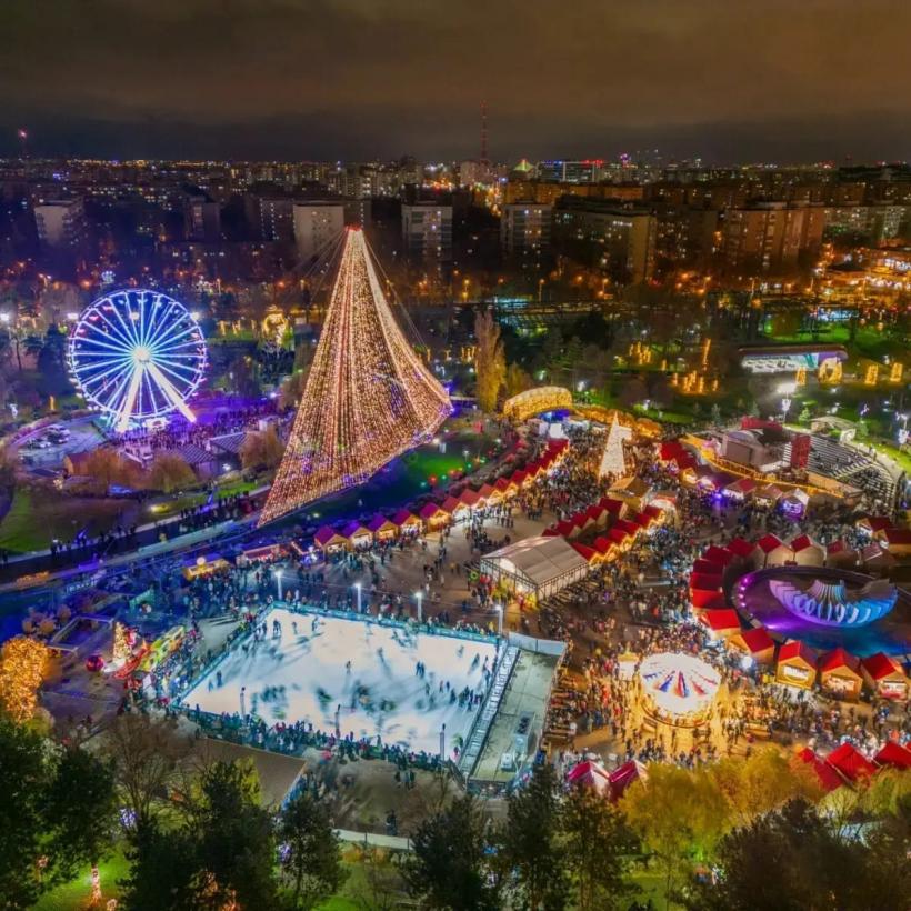 Cât costă un vin fiert sau un langoş la Târgul de Crăciun din Parcul Drumul Taberei 2023. Cine vine aici trebuie să aibă portofelul plin