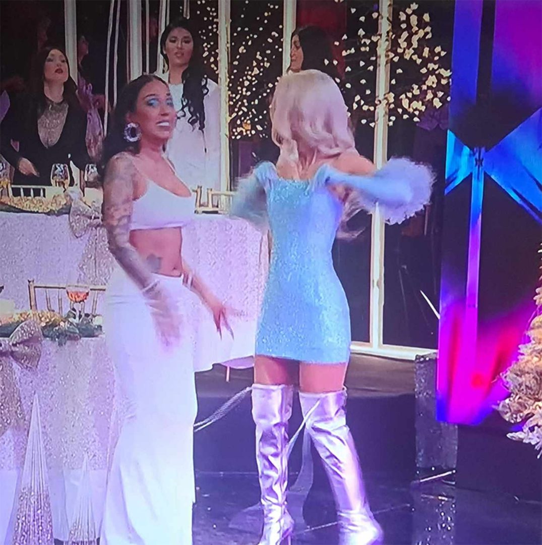 Moment stânjenitor pentru Andreea Bălan, chiar de Revelion. Ce nu s-a văzut la TV și ar fi putut să o coste scumpe artistă