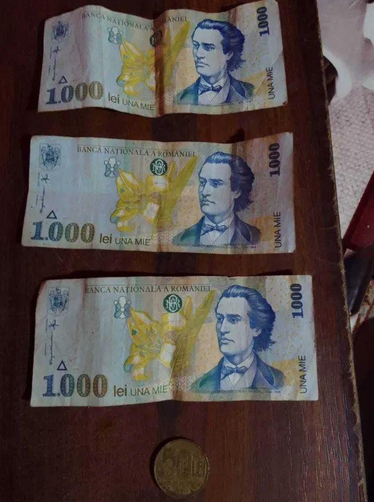 Bancnotele de la Revoluția din 1989 pe care se cer 90.000 de euro. Ești un norocos dacă le ai acasă
