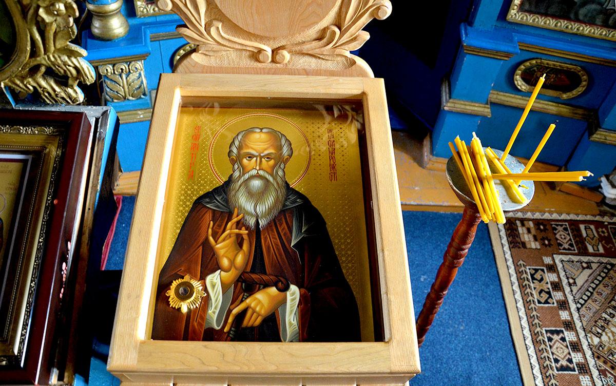 Calendar ortodox 10 ianuarie 2026. Cruce neagră: Sfântul român făcător de minuni, care le aduce tămăduire celor ce suferă de boli pentru care doctorii nu au leac