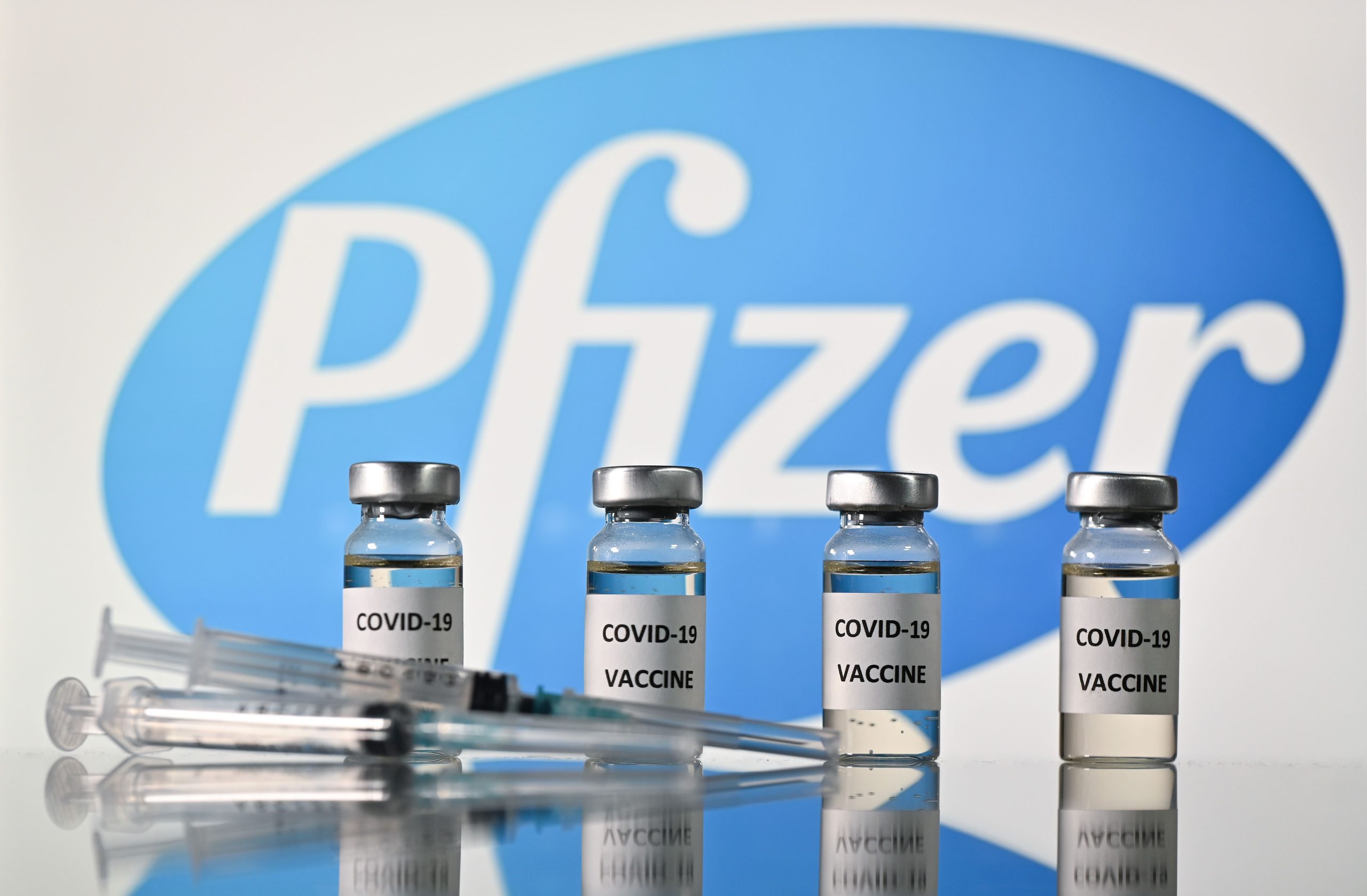 Compania Pfizer a dat în judecată România pentru vaccinurile refuzate. Ce daune uriașe trebuie să plătească țara noastră