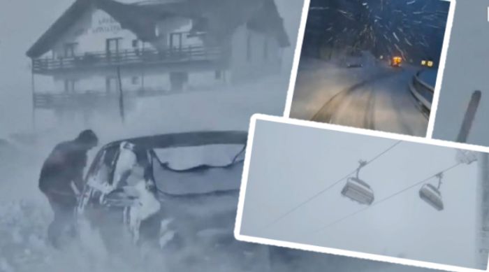 Dezastru la munte din cauza viscolului. Zeci de turiștii s-au trezit cu mașinile acoperite de nămeți, iar instalațiile pe cablu au fost oprite