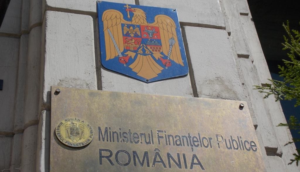România a încheiat anul 2023 cu un deficit bugetar de 5,68% din PIB. „Gaura” este de aproape 18 miliarde de euro