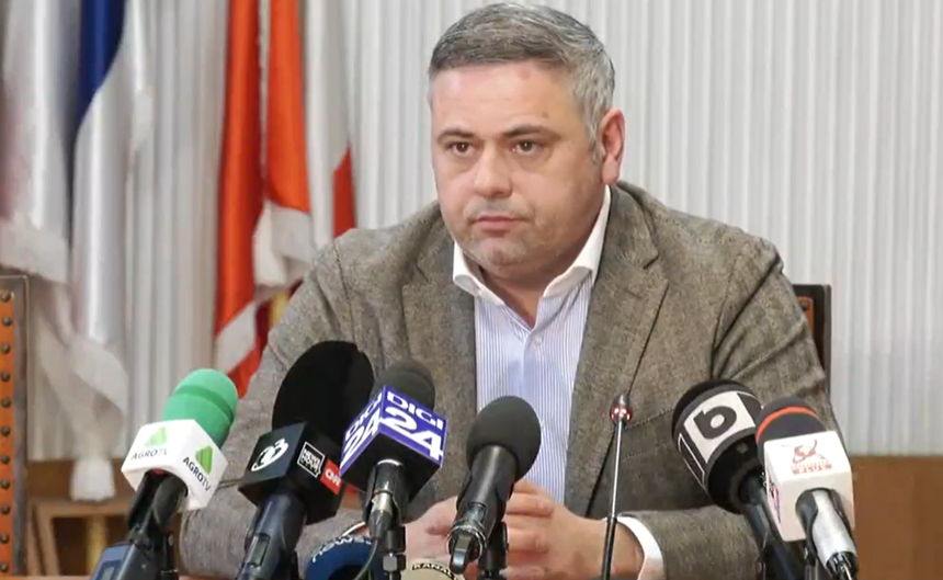 Fermierii din Tg. Mureş renunţă la proteste. Ministrul Florin Barbu merge cu doleanţele lor la Bruxelles