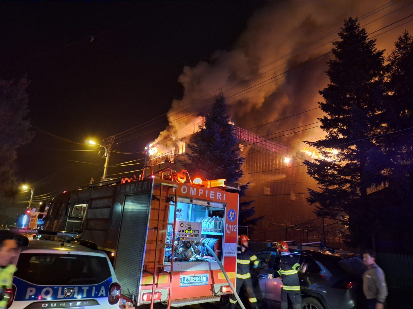 Incendiu de proporţii