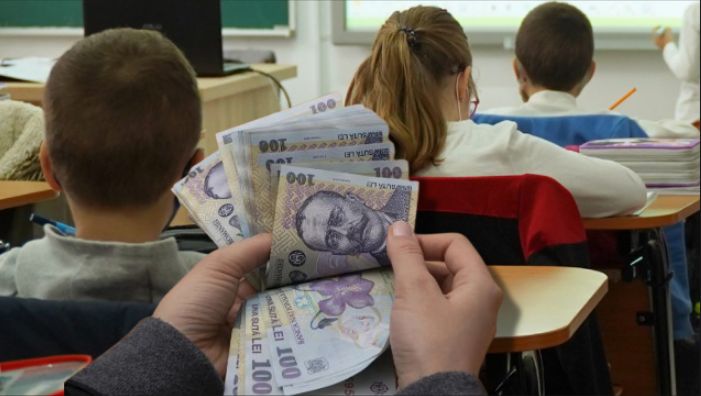 Burse elevi 2024. Vacanţa de schi a modificat cuantumul, cine a luat burse de merit mai mari pentru luna februarie