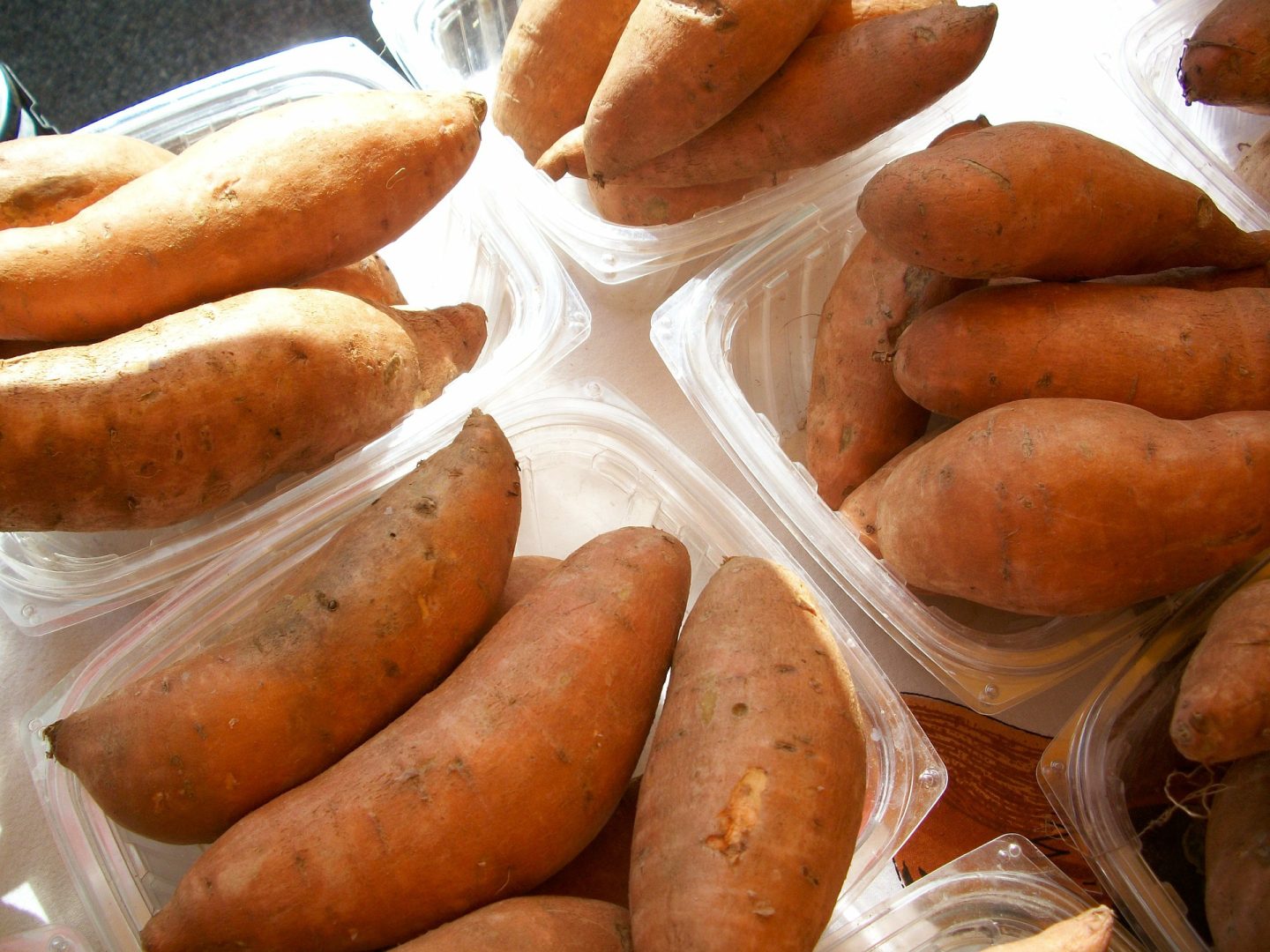 8 motive sa mananci cartofi dulci
