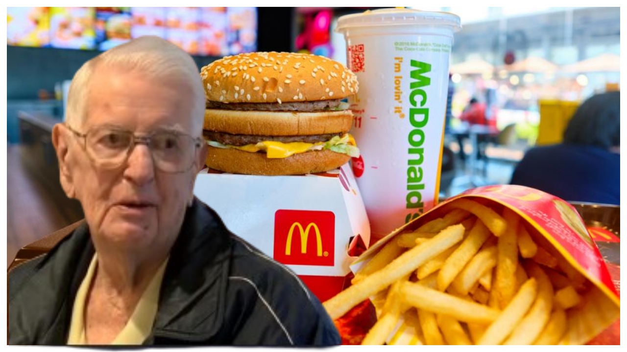 Un veteran de război și-a sărbătorit aniversarea de 100 de ani la McDonald’s! Bătrânelul a mâncat timp de 36 de ani la acest fast food