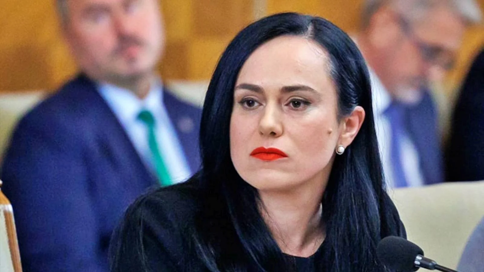 Simona Bucura Oprescu, ministrul Muncii, recunoaşte că România ar putea adopta impozitul progresiv: „Să vedem care este varianta cea mai potrivită”