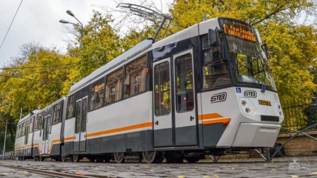 Liniile de tramvai din București vor fi deviate din cauza unor lucrări la rețeaua de apă. Care sunt noile trasee
