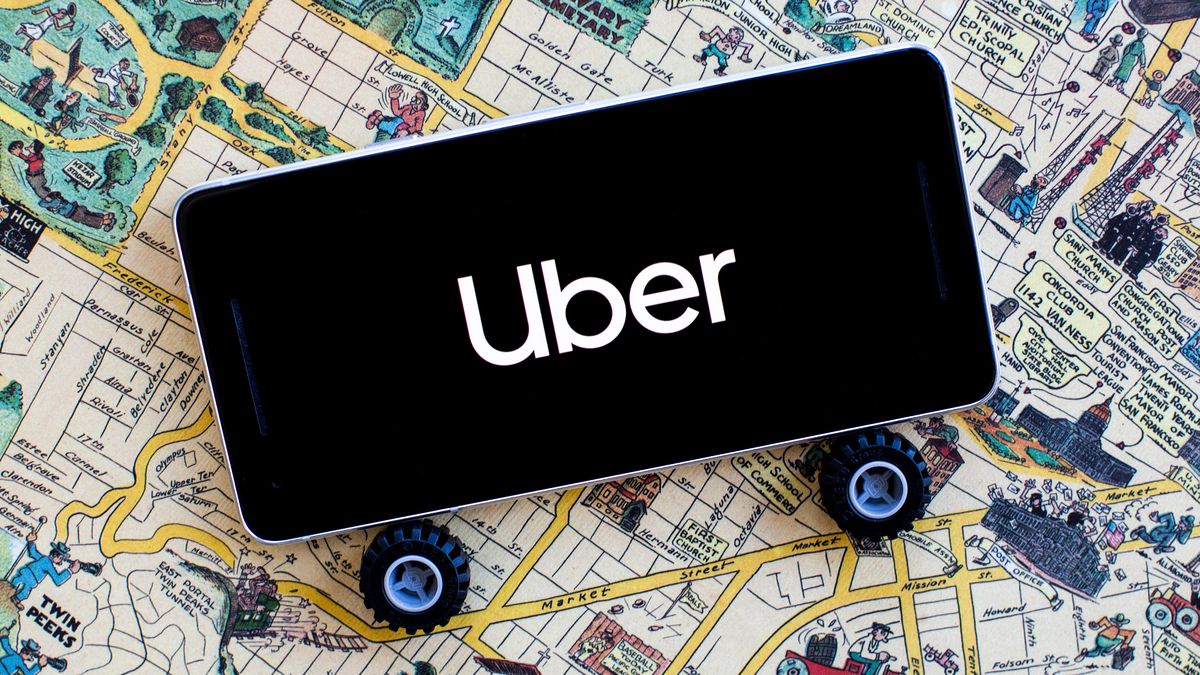 Uber, condamnat să plătească taximetriştilor daune de 164 de milioane de euro. Care este vina companiei de ride sharing