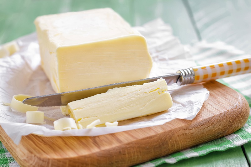 Untul din comerț, un pericol pentru sănătate. Ce conține alimentul din vitrinele supermarketurilor din România, de fapt. Cum faci diferența între cele trei tipuri de unt de pe piață