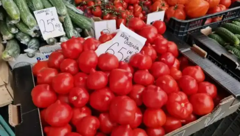 Roşiile ajung produs de lux până la Paşte 2024, preţul se dublează de la producător până în pieţe