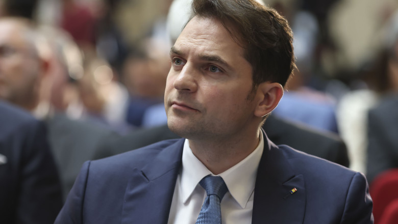 Vești bune pentru români! Sebastian Burduja: ”Pentru foarte mulți români vor exista scăderi de prețuri la energie și gaze, de luna viitoare”