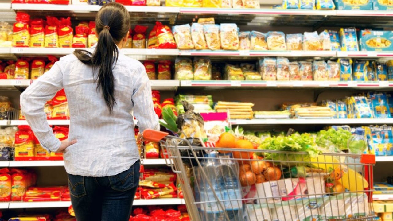 Alimentele ultraprocesate, un pericol pentru sănătate. Ce boli pot dezvolta femeile și bărbații care le consumă frecvent