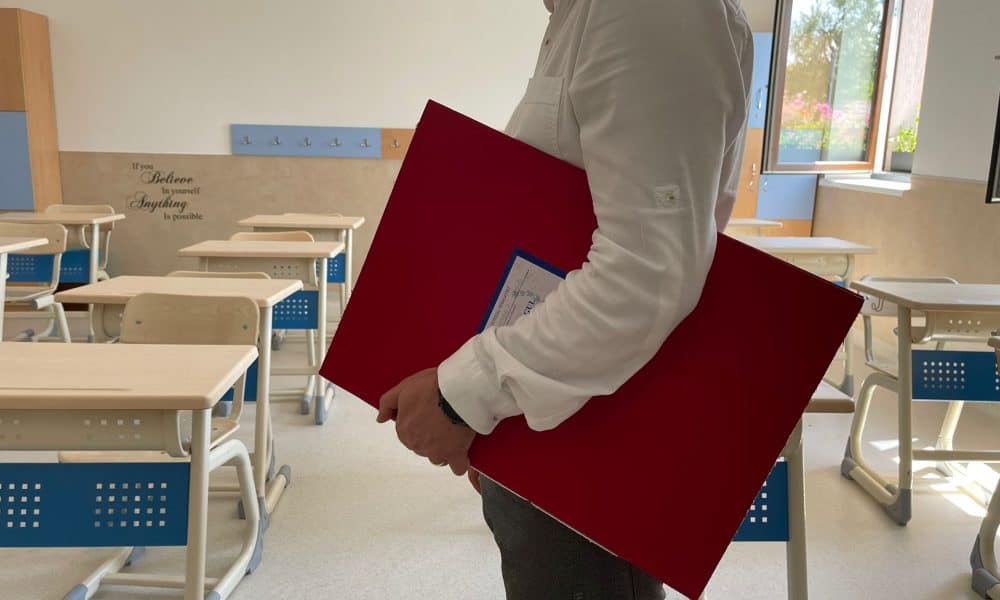 Schimbări importante în învățământ privind acordarea notelor. Cum vrea Ministerul Educației să elimine diferențele dintre elevi