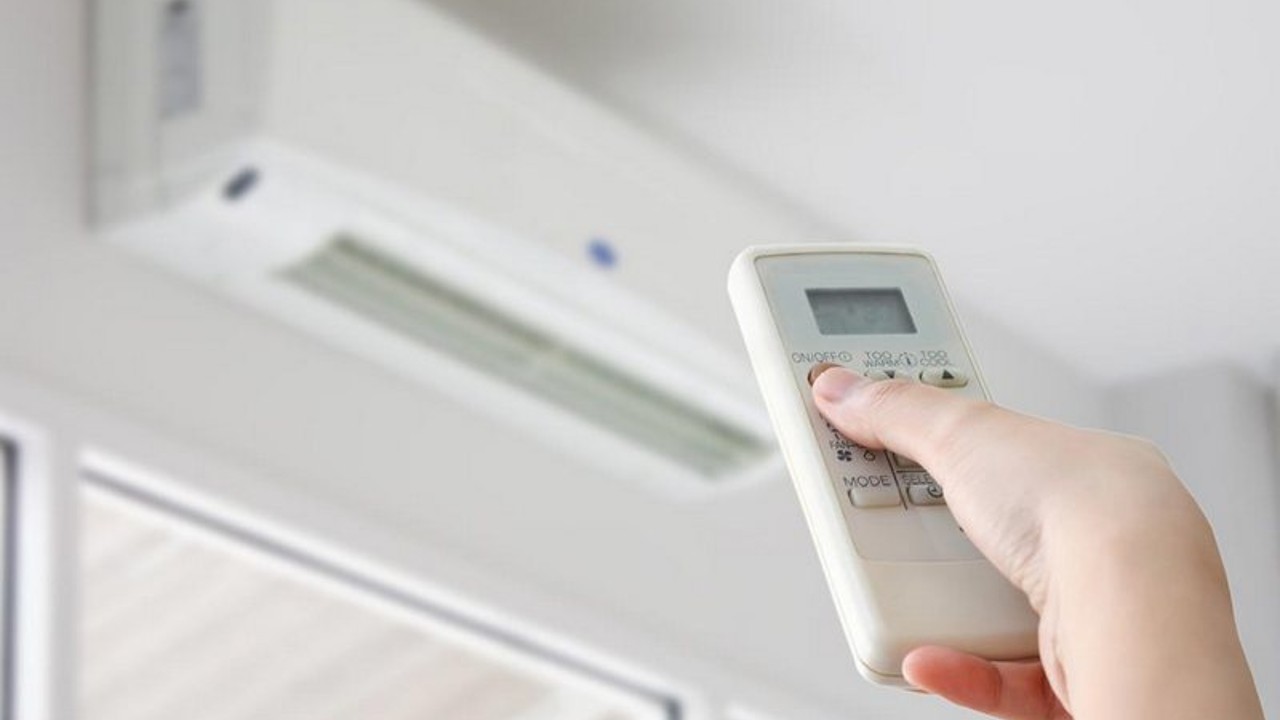 Cât de periculos este aparatul de aer condiționat la birou. Semnele că ești în pericol în cele opt ore de muncă