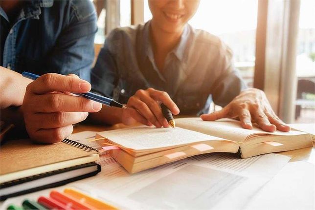 Vouchere de vacanță pentru profesori în 2025. În ce condiții se acordă și cum pot fi folosite