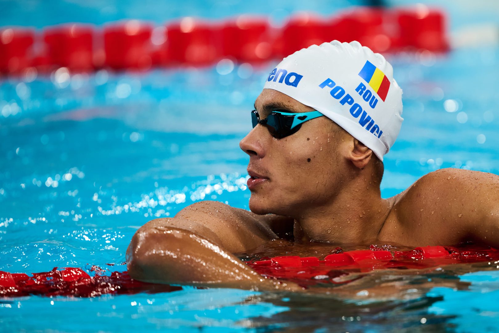 David Popovici, medalie de aur la Campionatele Europene U23. Campionul olimpic şi-a spulberat adversarii în proba de 200 m liber