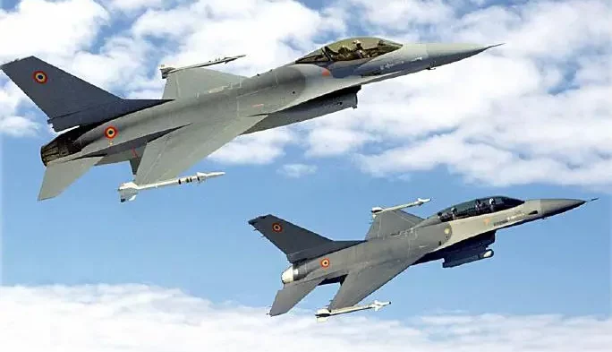 Atac cu drone la granița României, s-a emis mesaj RO-Alert. Avioane F-16 ridicate în aer, sistemele de apărare antiaeriană trecute în poziție de tragere