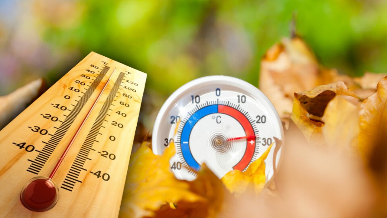 Prognoza meteo pe două săptămâni. Cum se face tranziţia de la vară la toamnă. Umbrela devine obligatorie la început de septembrie