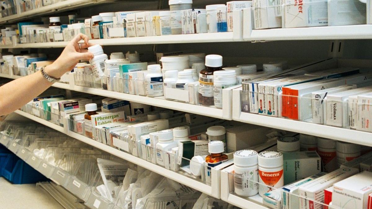 Lista medicamentelor compensate va fi suplimentată. Alte 35 de medicamente vor fi introduse. Rogobete: Pacienţii din România au nevoie de soluţii reale