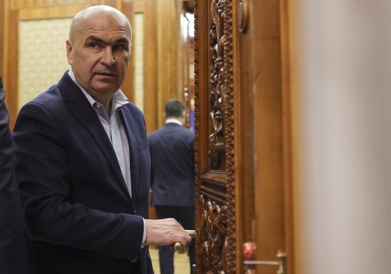 Ilie Bolojan, la votul noului Guvern: Cer scuze cetățenilor pentru situația în care am adus România. Fără populism, fără improvizație, fără privilegii!