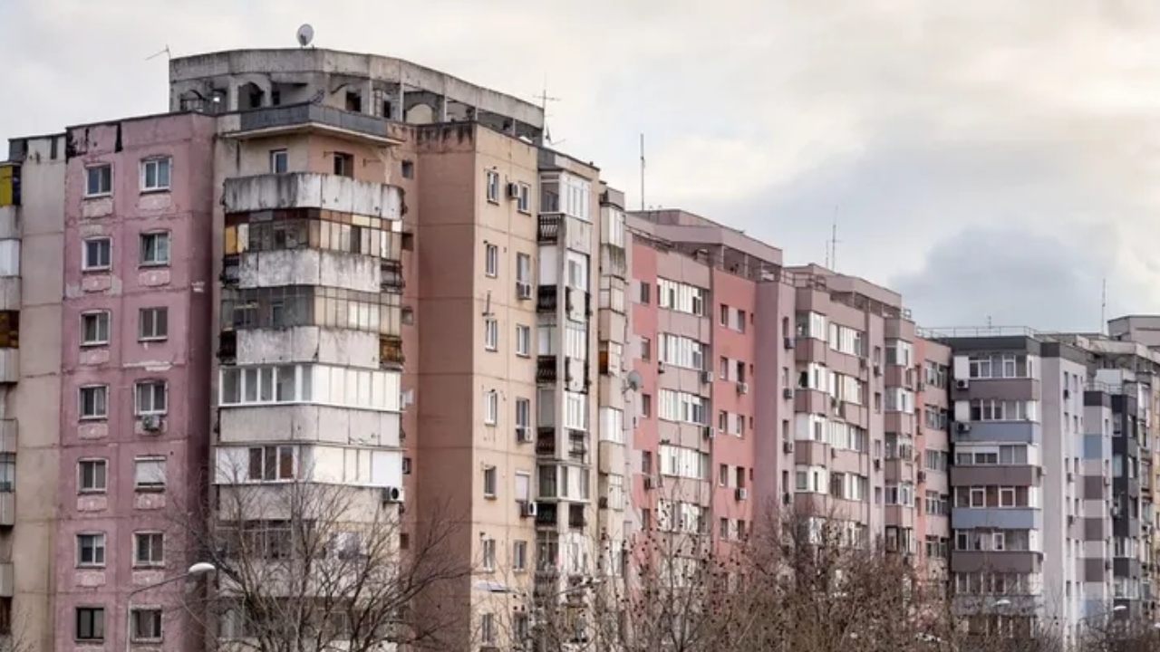 Au bubuit prețurile apartamentelor în București. Ce cartiere conduc topul scumpirilor cu salturi de mii de euro într-o singură lună, cât costă 3 camere în blocurile vechi