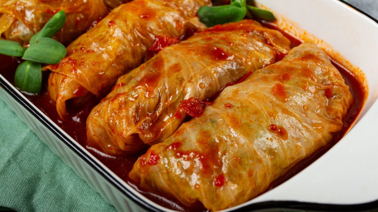 IREAL! Cât a plătit o femeie pentru 10 sarmale. ”Este lux și opulență”