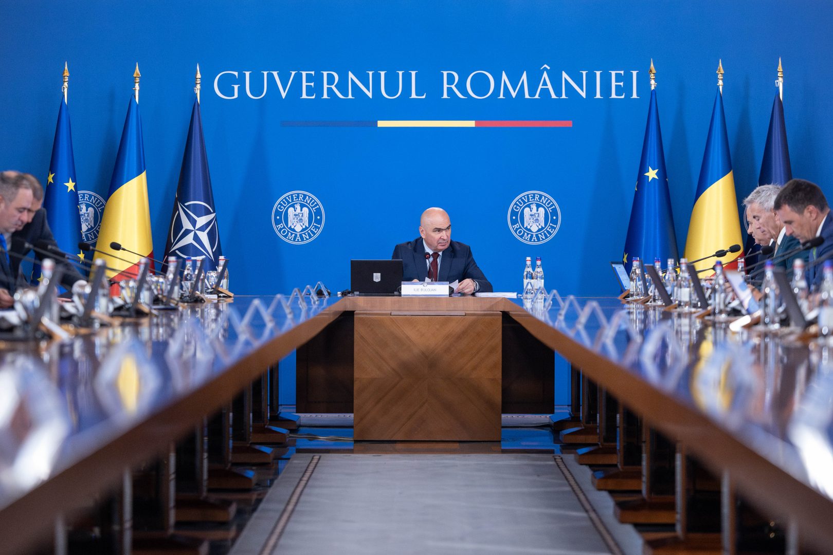 Se dă lege! Guvernul Bolojan a primit undă verde pentru măsurile de austeritate, aviz favorabil în CES DOCUMENT oficial