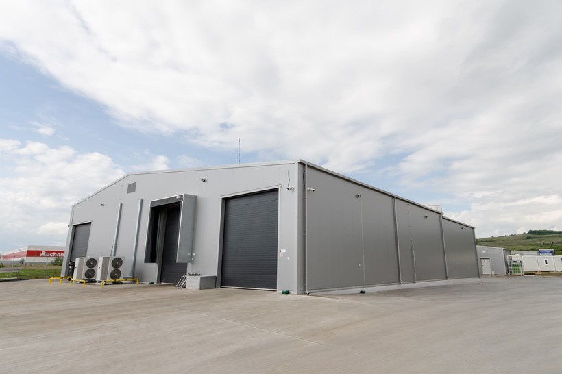 Compania Senneville, specializată în producția de deserturi refrigerate